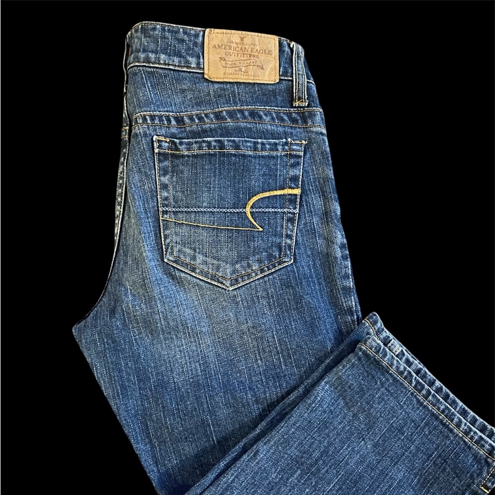 American Eagle Outfitters Blue Capris. Size 8